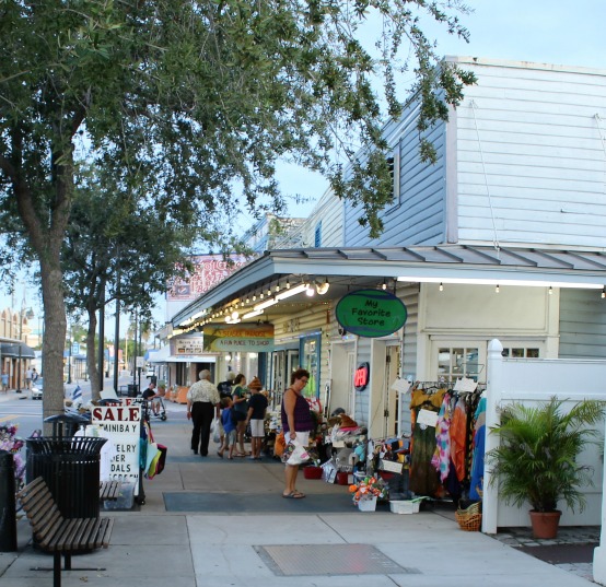 Shopping at Tarpon Springs Florida