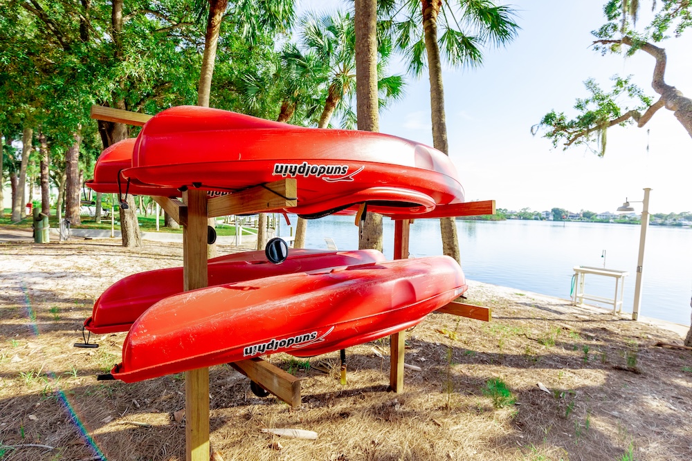 Free kayak rentals for guests of Hickory Point RV Park on the Anclote River.