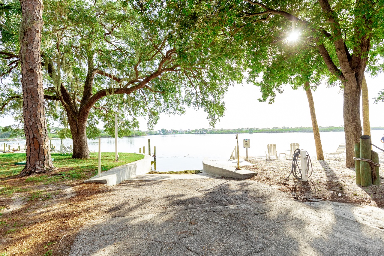 Boat launch at Hickory Point waterfront RV park on Anclote River. 